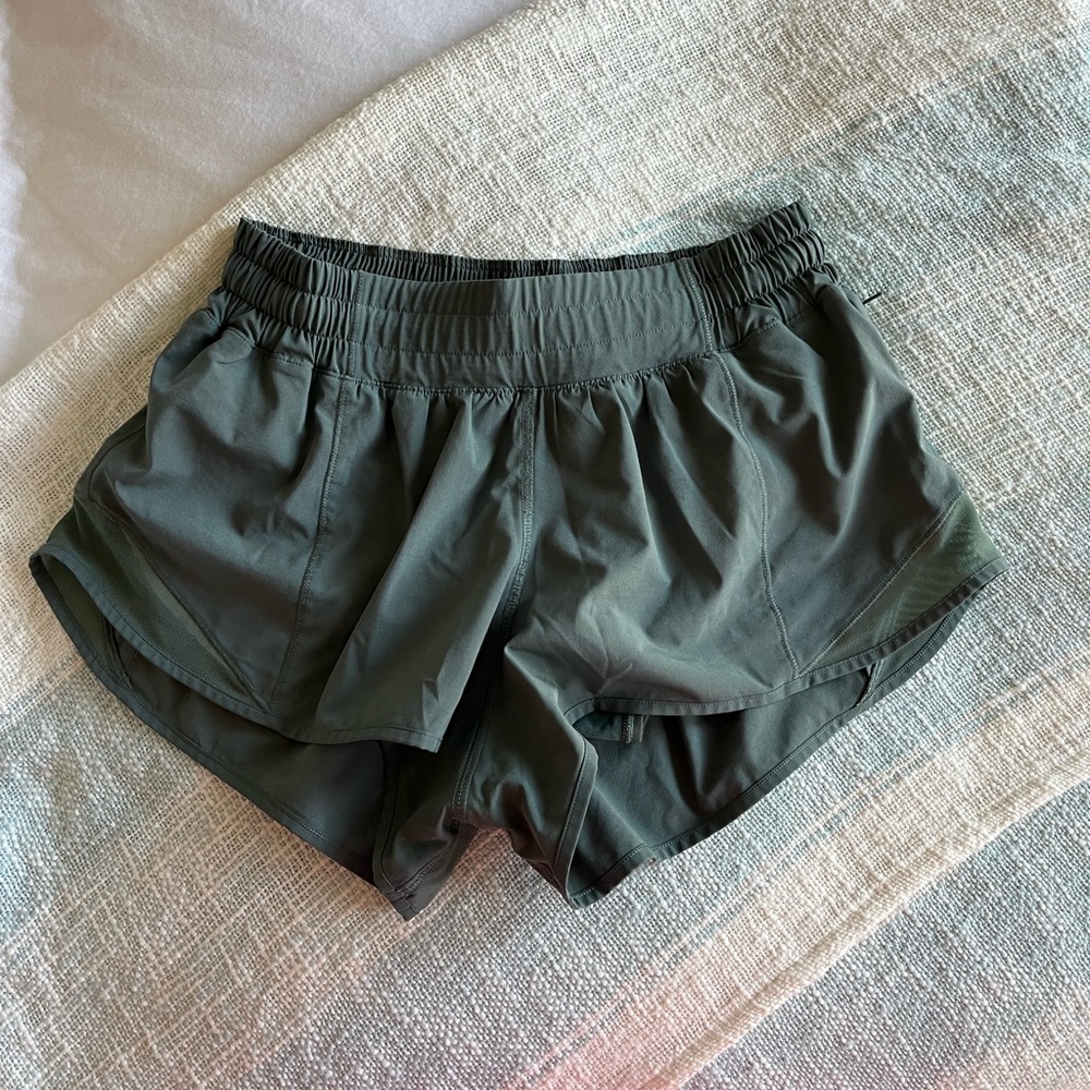 Lululemon hotty toddy shorts